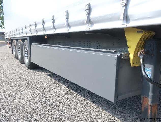 Open semitrailer with tarp Schmitz Cargobull SCS 24 Liftachse P-Kasten Getränke LBW