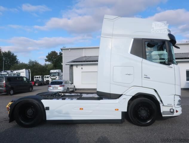 Standard nyergesvontató DAF XG+ 530 Intarder Navigation Standklima LED
