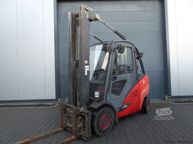 Фронтальний навантажувач вилковий Linde H30D-01