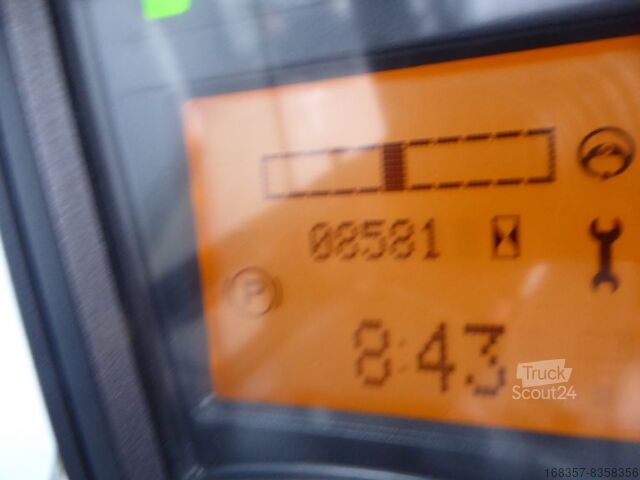 Ανυψωτικό περονοφόρο με εμπρόσθιο φορτηγό Linde E30HL-01/600