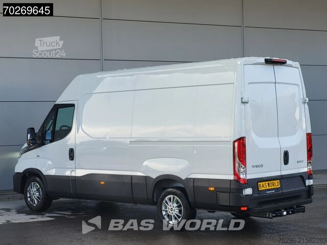 Gelişmiş Acil Fren Sistemi. Şerit Takip Asistanı. Hız Uyarısı. Taşınma Bilgi Sistemi. Zeki Iveco Daily 35S21 BPM VRIJ! 210PK 3.0L Automaat L2H2 ...