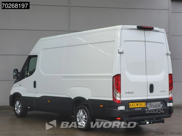 Gelişmiş Acil Fren Sistemi. Şerit Takip Asistanı. Hız Uyarısı. Taşınma Bilgi Sistemi. Zeki Iveco Daily 35S21 BPM VRIJ! 210PK Automaat 2025 model...