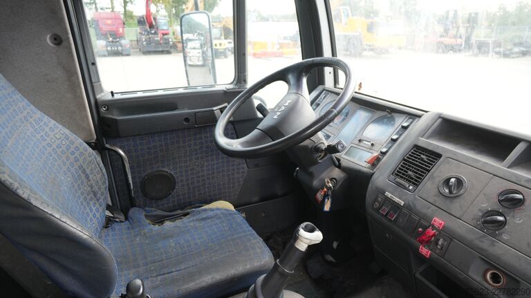 Szívó jármű MAN LE 220 B vacuum truck 35.000km