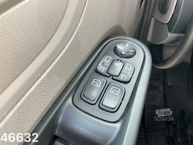 Furgon samochodowy do przewozu aut DAF FAN CF 300 Nieuwe Oprijcarrosserie Just 147.210...
