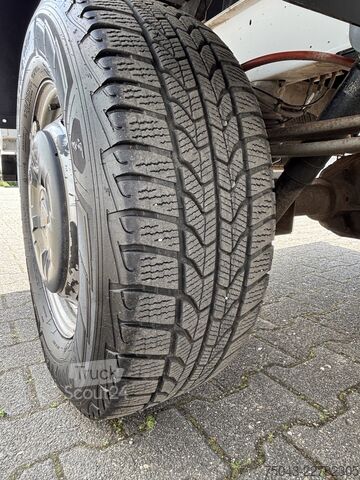 Verhollinen pakettiauto Renault Master Plane*Allrad*Klima*Stand*1.Hand*