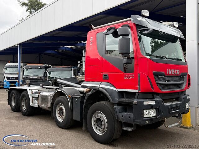 System med krogarm Iveco Trakker 500 Retarder, Bladgeveerd, 8x4