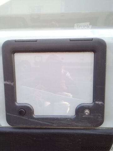 Caravan/camper Fiat Weinsberg Carabus 600 K | 4 Posti Letto | Completamente Attrezzato