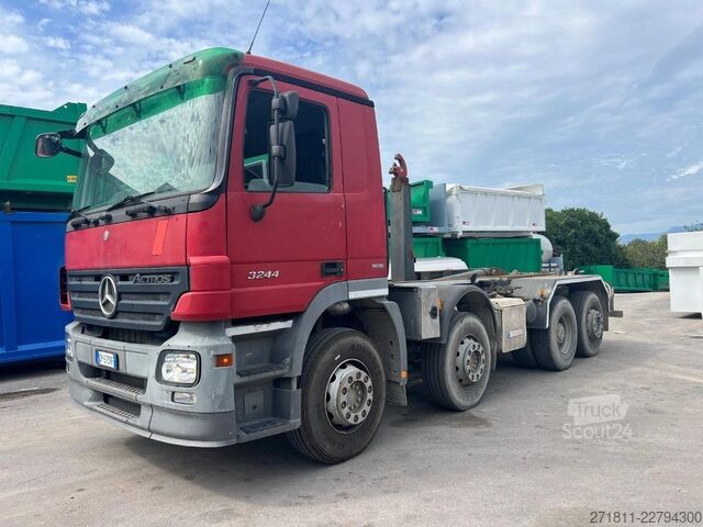 Kroklastebil MERCEDES-BENZ MERCEDES ACTROS 32.44 USATO SCARRABILE