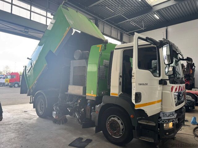 Kehrmaschine MAN TGM 18.290 met BROCK  SL 280 opbouw