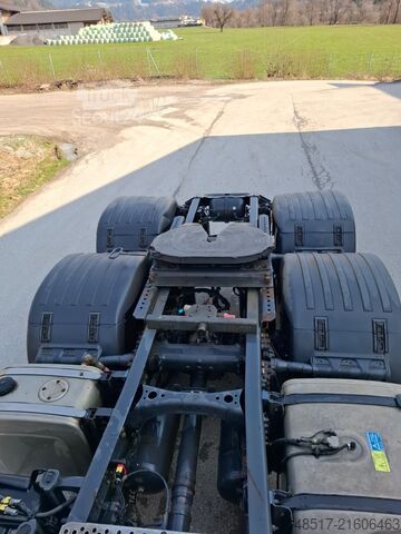 Standardowy ciągnik siodłowy SCANIA G 450