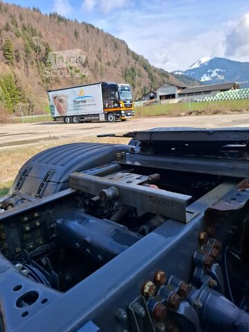 Standardowy ciągnik siodłowy SCANIA G 450