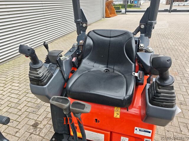 Mini-escavadora Eurocomach ES 14 SR4 2 Buckets!