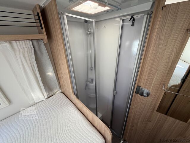 Pusiau integruotas kemperis SUNLIGHT T68 Black Edition