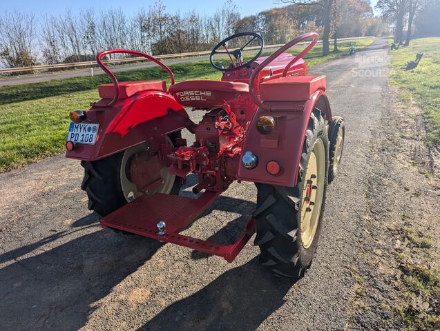 Traktor Porsche Junior 108