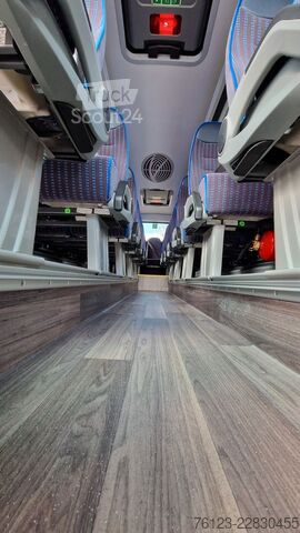 Мікроавтобус IVECO Daily 70 Ferqui Sunrise 34 Plätze COC