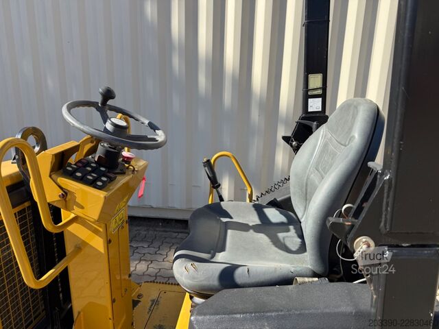 Μονότυμπανο οδοστρωτήρας CATERPILLAR CB1.7 / 2019 BJ / 430 Stunden