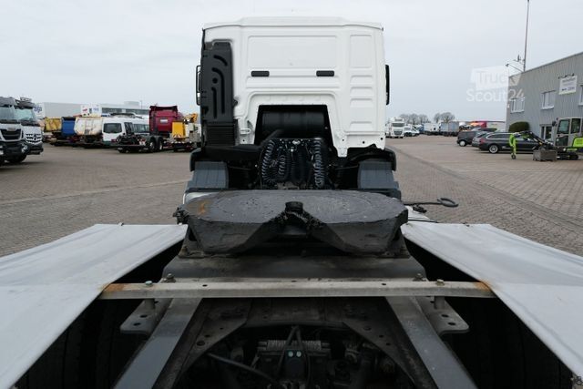 Standart çekici ünitesi MAN 33.480 TGS BBS-WW 6x4, Klima, Blattfederung