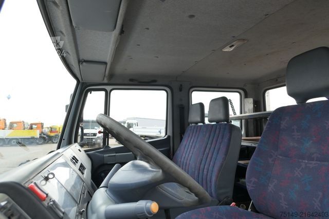 Savitarnos furgonas MERCEDES-BENZ 614 D Vario 4x2, DOKA, Meiller, 2x AHK, 147tkm