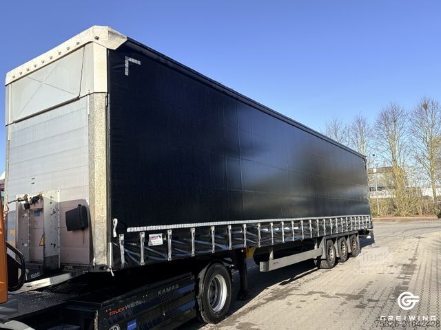 Semi-remorque bâchée SCHMITZ CARGOBULL Curtainsider Mega XL, lifting/sliding roof