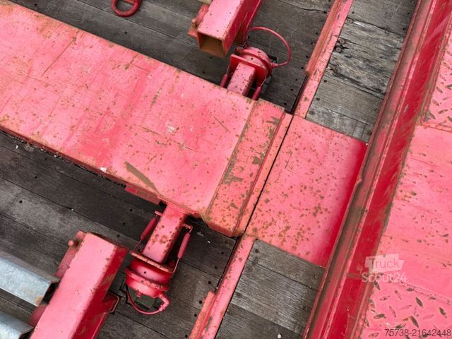 Nízkoložný návěs LINTRAILERS 3LADU 18-30/Tieflader/Ausziehbar/Rampen