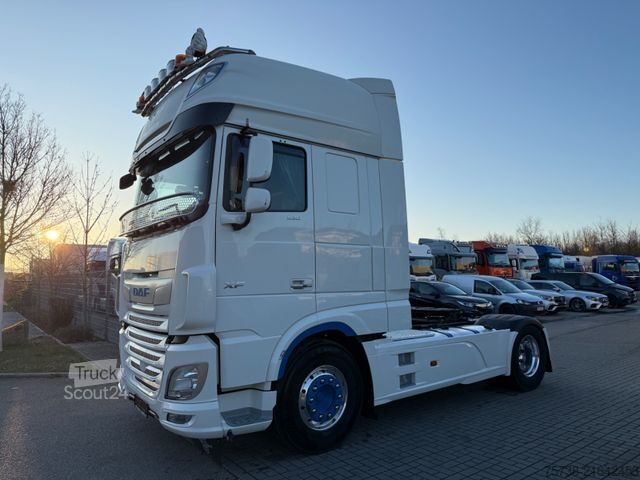 Standard nyergesvontató DAF XF 530/Intarder/Leder/Alu/2xTank/Navi/EURO6D