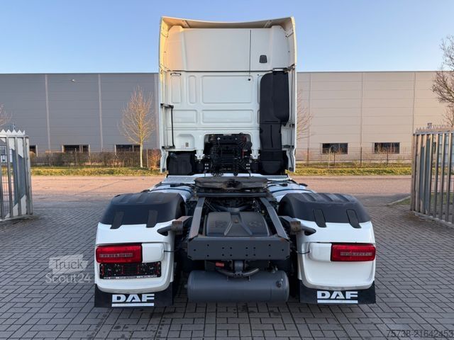 Standard nyergesvontató DAF XF 530/Intarder/Leder/Alu/2xTank/Navi/EURO6D