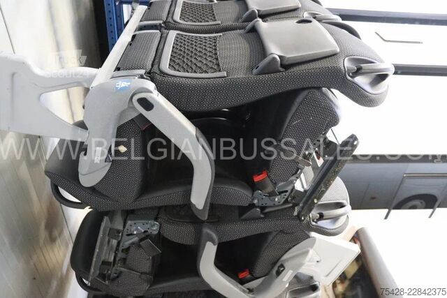 Reisebus Van Hool EX 16 M / Fire damaged / Seats available
