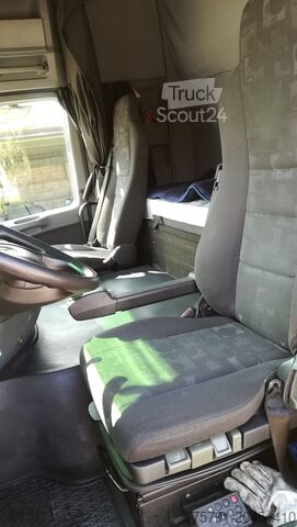 Standard road tractor MERCEDES-BENZ 1841