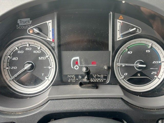 Volymdragbil DAF XF 530 Low Deck