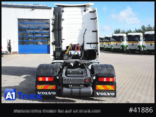 Standard nyergesvontató VOLVO FH 460 XL  LNG Leder Navi Standlklima