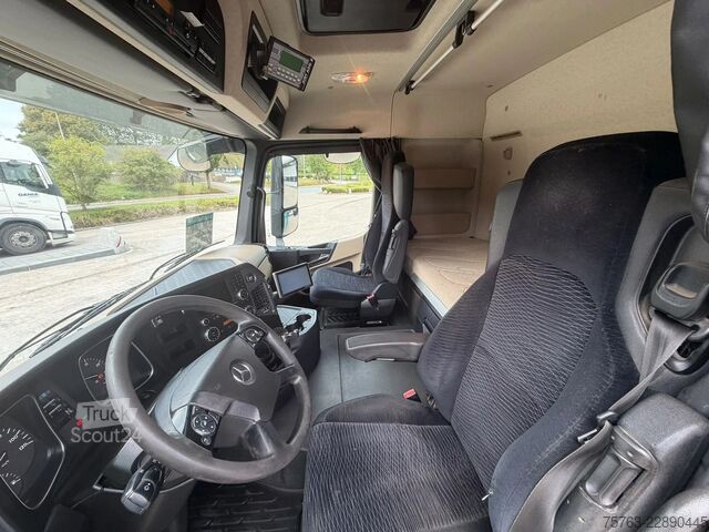 Plataforma de carga Mercedes-Benz Actros 1836 Streamspace 4x2 + Kelberg trailer 2014