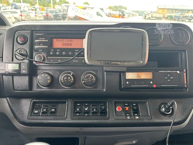 Транспортировщик автомобилей Renault D 7.5 4x2 ISOLI TRANSPORTER 2 / PLATFORM L=5520 mm