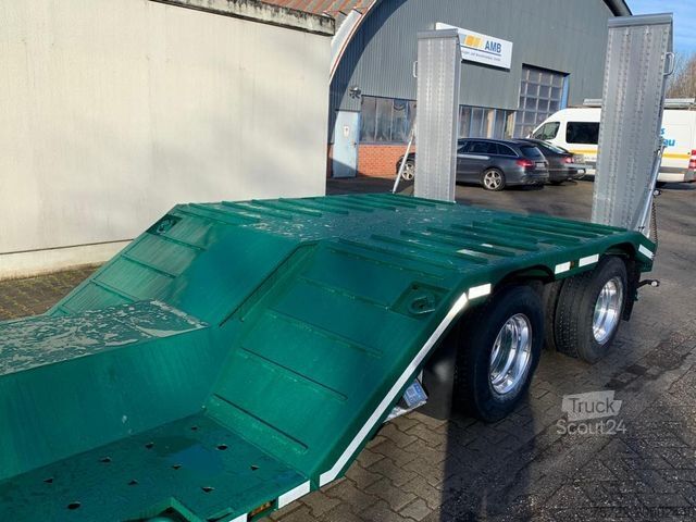 Alacsony rakfelületű félpótkocsi PAVIC 2-Achs Forstmaschinen Tieflader Typ: STLT2Z