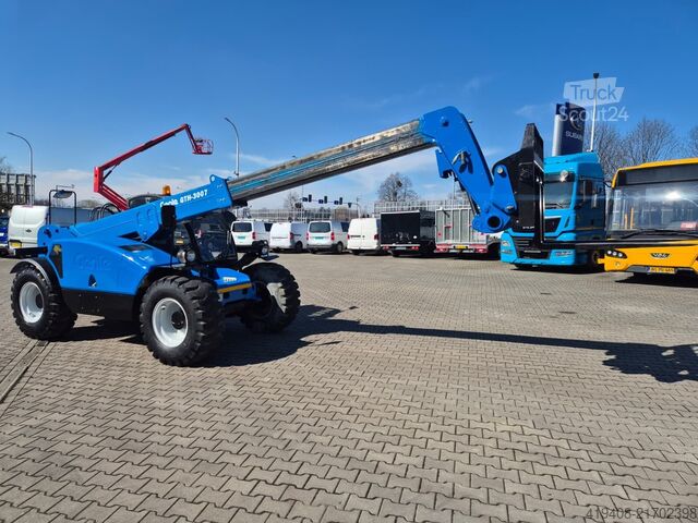 Teleskopski nakladalnik Genie GTH3007 / NEW SERVICE / 1 OWNER / GREAT!