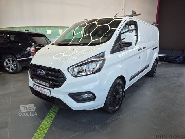 Slēgtais furgons Ford Transit Custom 300 / 2.0 TDCi AUTOMAT