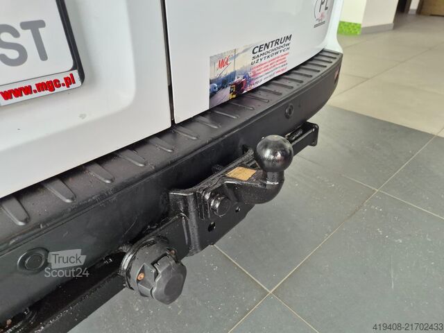 Dubă de livrări Ford Transit Custom 300 / 2.0 TDCi AUTOMAT