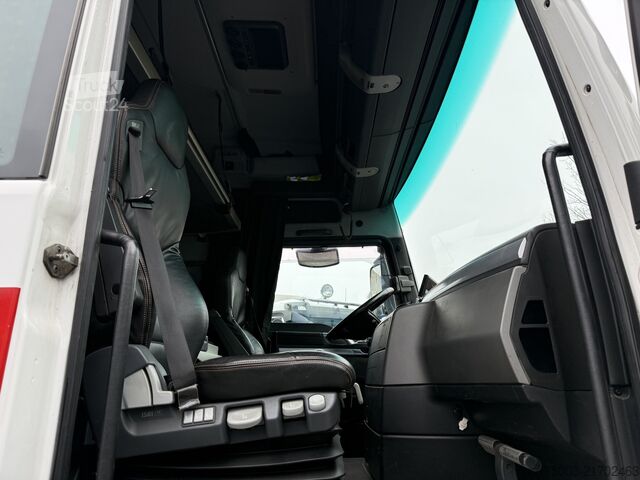 Ağır hizmet kamyonu MAN TGX 41.540 8X4 BLS 120.000Kg