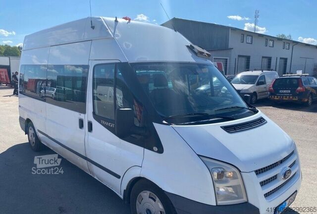 Preprava pasažierov Ford Transit 2.2 TDCi 330 - 9 SEATS