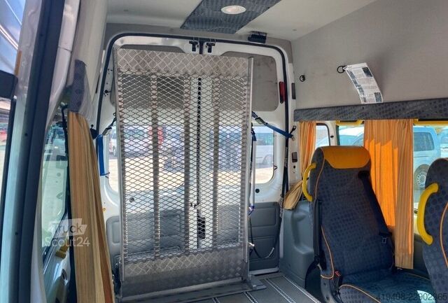 Preprava pasažierov Ford Transit 2.2 TDCi 330 - 9 SEATS