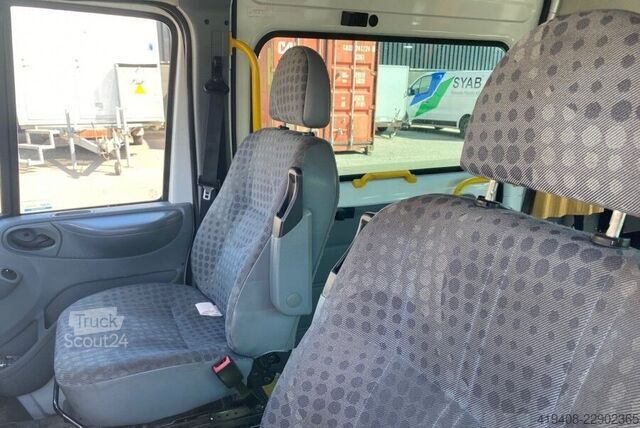 Preprava pasažierov Ford Transit 2.2 TDCi 330 - 9 SEATS