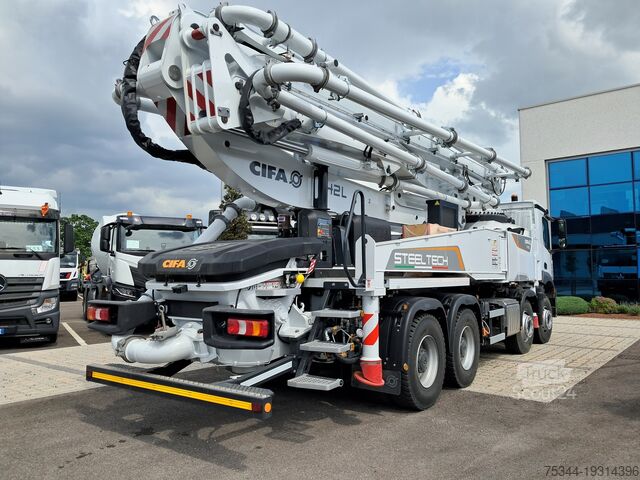 Φορτηγό αντλίας σκυροδέματος Mercedes-Benz Arocs 32.46