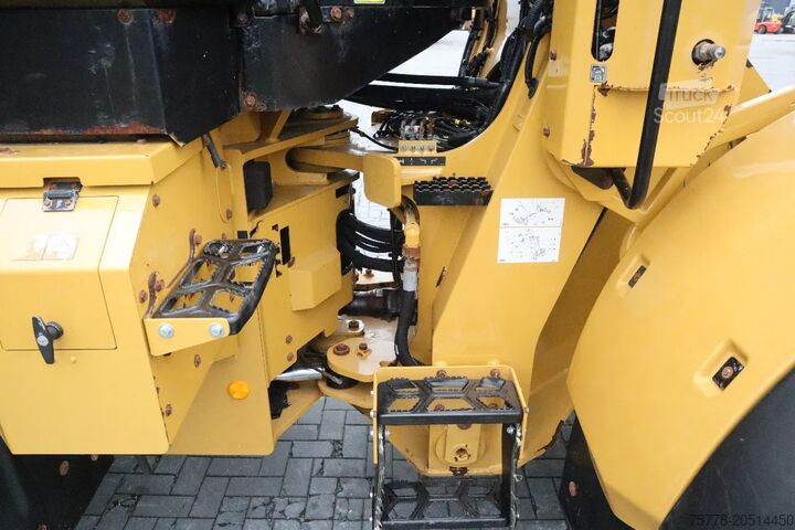 Ratinis krautuvas Caterpillar 938 M | 2X BUCKET | JIB | FORKS | BSS | GOOD CO...