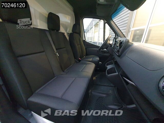 Lane Keeping Assist Android auto Apple CarPlay Mercedes Sprinter 515 CDI Automaat 1000kg Laadklep Dubbe...