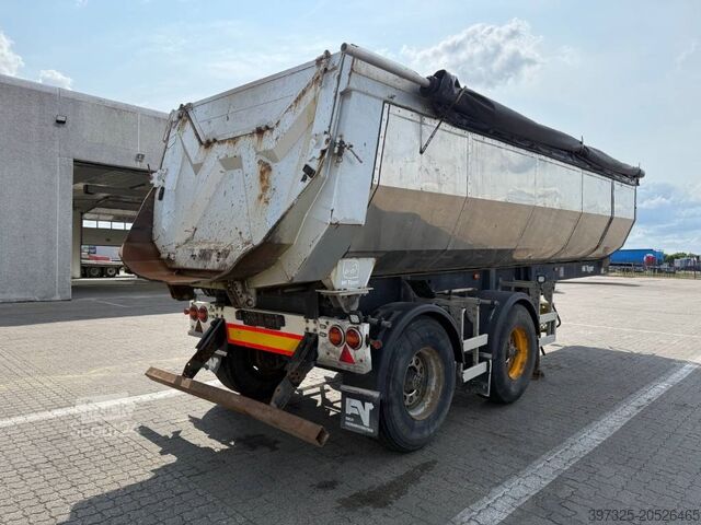 Kippiauto  HK TIPPER City tipper / City-Kippanhänger / City t