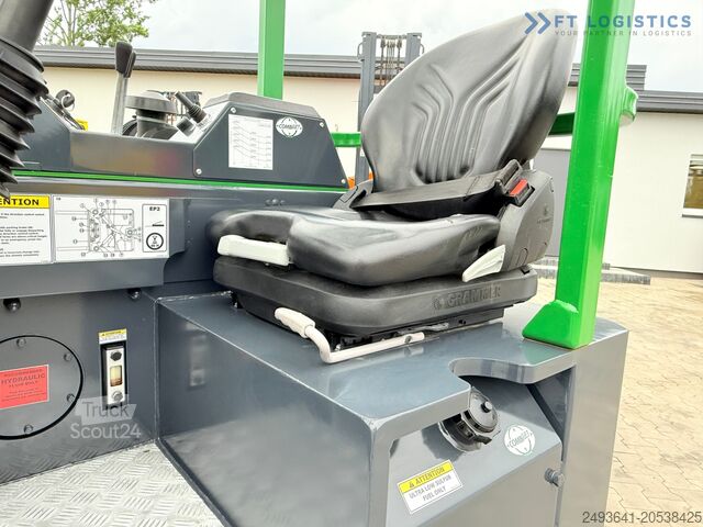 Vierwege-Gabelstapler Combilift CB3000 / TRIPLEX 4900MM / FREE LIFT