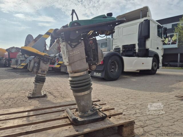Compactor WACKER NEUSON BS70-2 11in