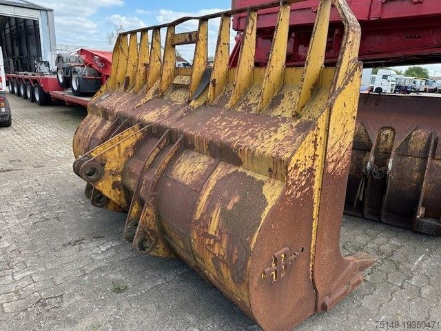 Колісний навантажувач CATERPILLAR 966E, Ladeschaufel, Schaufel mit Zähne, 4,5m³