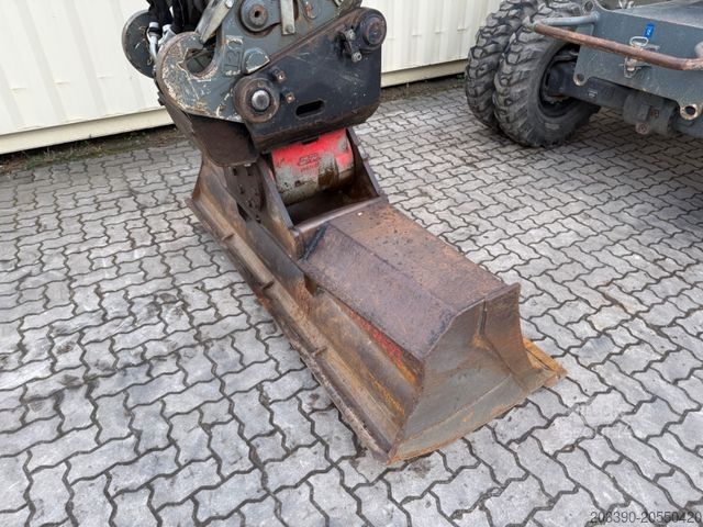 Pelle sur pneus LIEBHERR A918 Compact / 2014 BJ / Deutsche Maschine