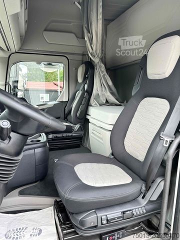 Trattore stradale volumetrico FORD F-MAX 500 in Voll- Ausstattung, MIETEN?