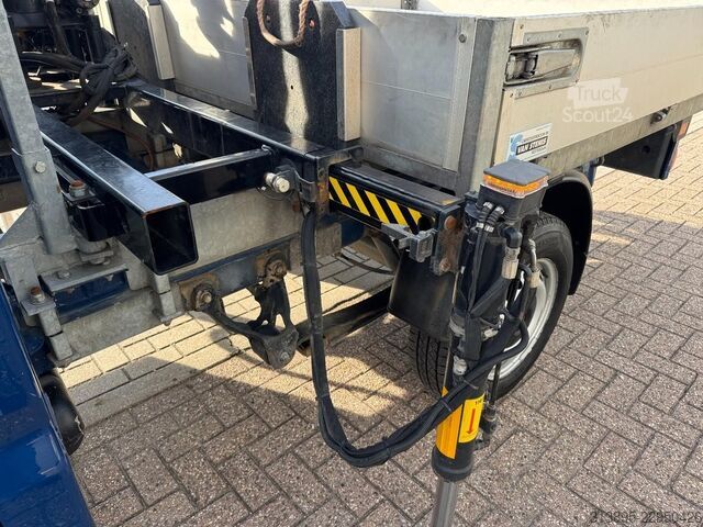 Sunkvežimis su platforma ir kranu VW Crafter, Doka, Crane HIAB T023- 3, Only 36.000 Km